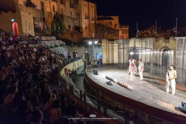 Menecmi - 6 agosto 2019 Menecmi - 6 agosto 2019